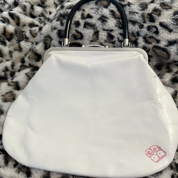 Patricia Nash Pink and White Floral Clutch - Picture 8 of 8